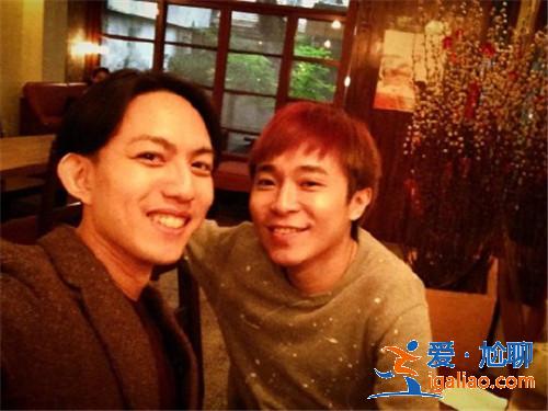 林宥嘉彭佳慧出席金曲奖颁奖典礼 吴青峰林宥嘉合影超调皮