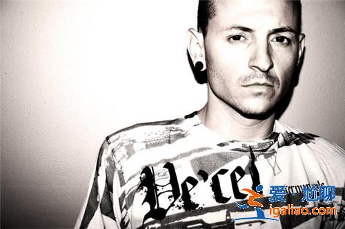 林肯公园Linkin Park主唱为什么自杀 查斯特·贝宁顿童年疑遭性侵