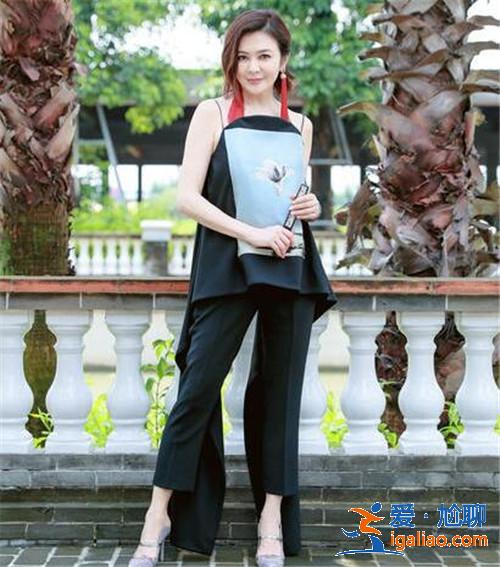 我们来了2第三期吴秀波中暑关之琳送清凉 关之琳几岁了