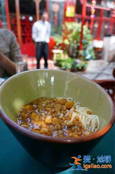 南锣鼓巷有什么好吃的，南锣鼓巷小吃美食推荐？