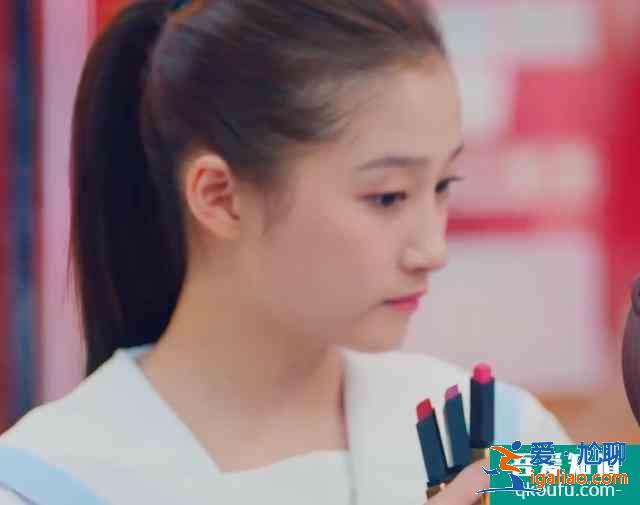 关晓彤《二十不惑》提档！女演员班底太给力，连看2遍预告不过瘾？