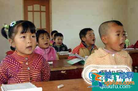 幼儿园小班上课如何组织纪律？？