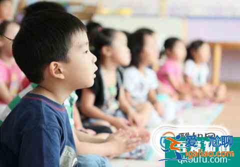 幼儿园小班上课如何组织纪律？？