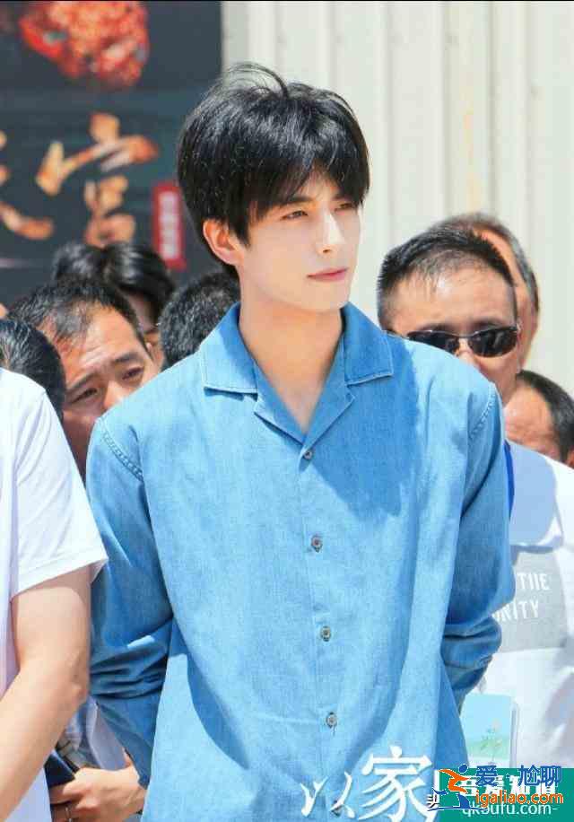 《以家人之名》官宣，谭松韵、宋威龙主演，张新成特别出演！？