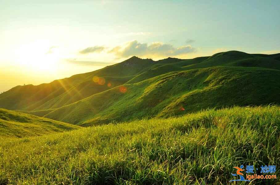 武功山：群山怀抱的天上草原？
