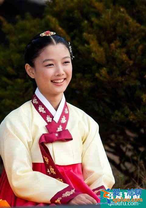 《便利店新星》金裕贞长大变超美！金裕贞童年肉嘟嘟圆脸超萌？