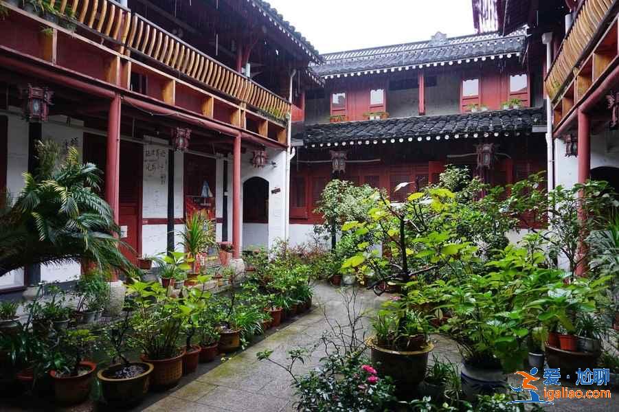 去绍兴玩住在哪里好，绍兴旅游住哪里方便？