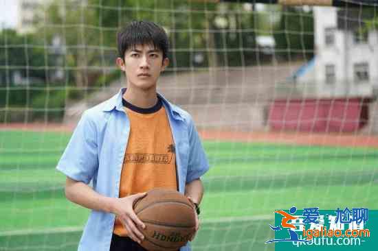 《听见我的声音》开播 青年演员张开泰表现抢眼，少年感十足？