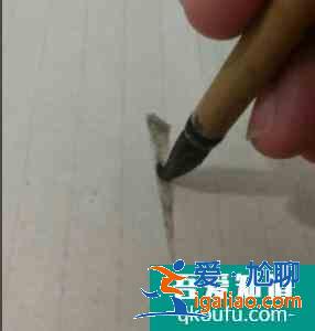 怎样写毛笔字竖？？