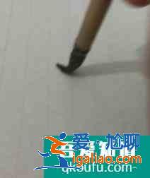 怎样写毛笔字竖？？