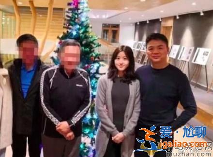 章泽天狂删微博表立场 网友调侃：绿茶妹妹好样的