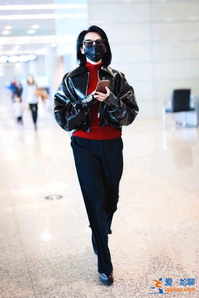 许晴真的50岁了?看她私服明明像20岁小女生!网友:脸比我还嫩! 许晴真的50岁了?看她私服明明像20岁小女生!网友:脸比我还嫩!