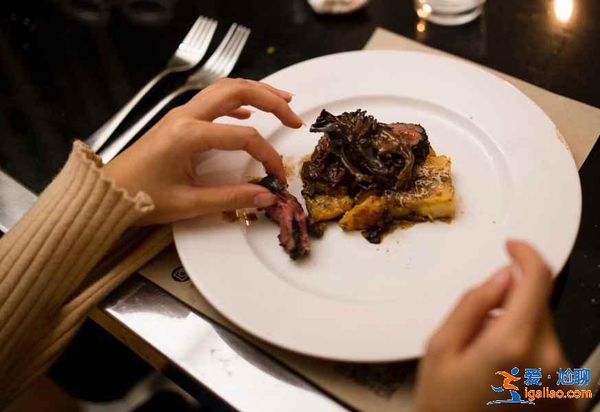 澳大利亚能吃袋鼠吗，吃袋鼠肉违法吗？