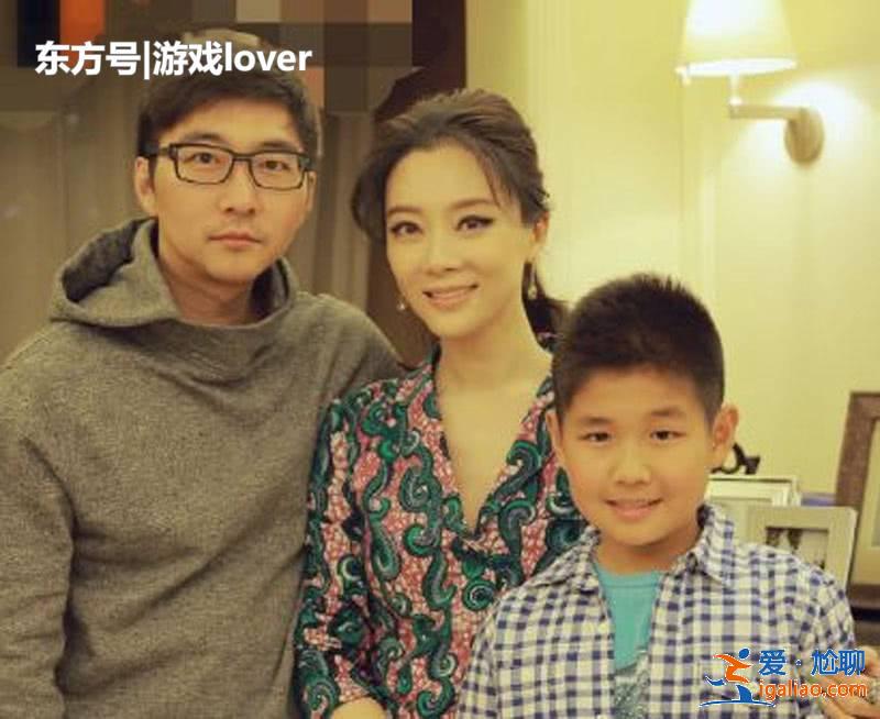 41岁陈数和42岁涓子,一个不生孩子仍很美,一个生完孩子更美 41岁陈数和42岁涓子,一个不生孩子仍很美,一个生完孩子更美