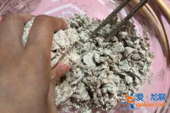 如何发酵纯全麦面粉？