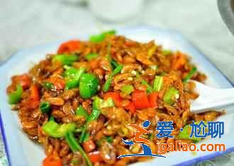 凤凰古城有什么好吃的，凤凰古城有哪些特色美食，凤凰古城特色美食推荐？