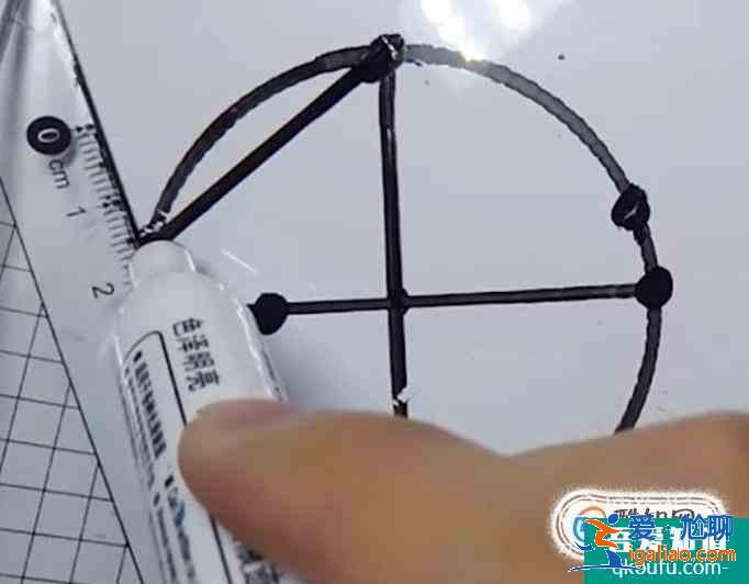 如何用尺规作图法画正五边形? 如何用尺规作图法画正五边形?