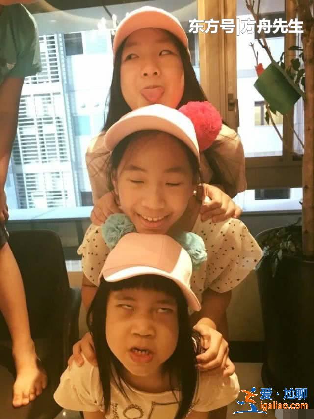 小s大女儿晒修图自拍,白到发光,被朋友调侃变网美! 小s大女儿晒修图自拍,白到发光,被朋友调侃变网美!