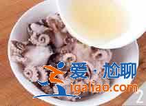 八爪鱼炒菜心怎么做？？