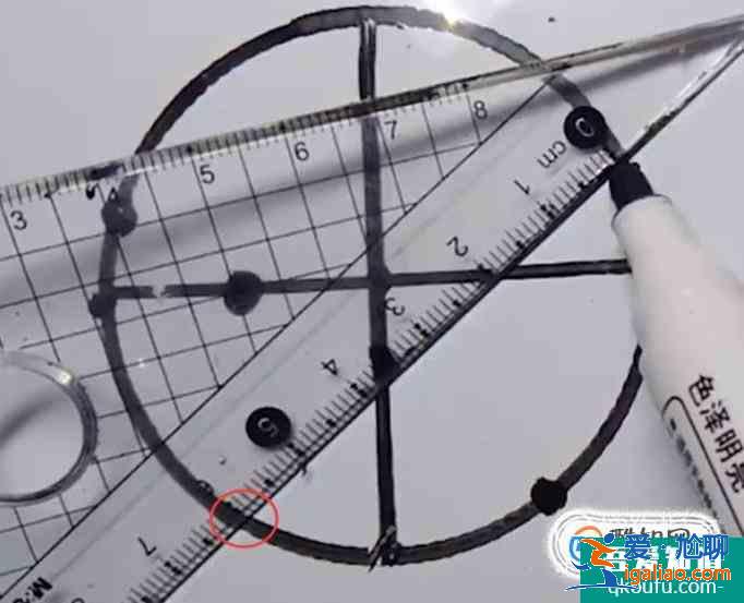 如何用尺规作图法画正五边形? 如何用尺规作图法画正五边形?