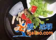 鸡柳炒蚕豆怎么做？？
