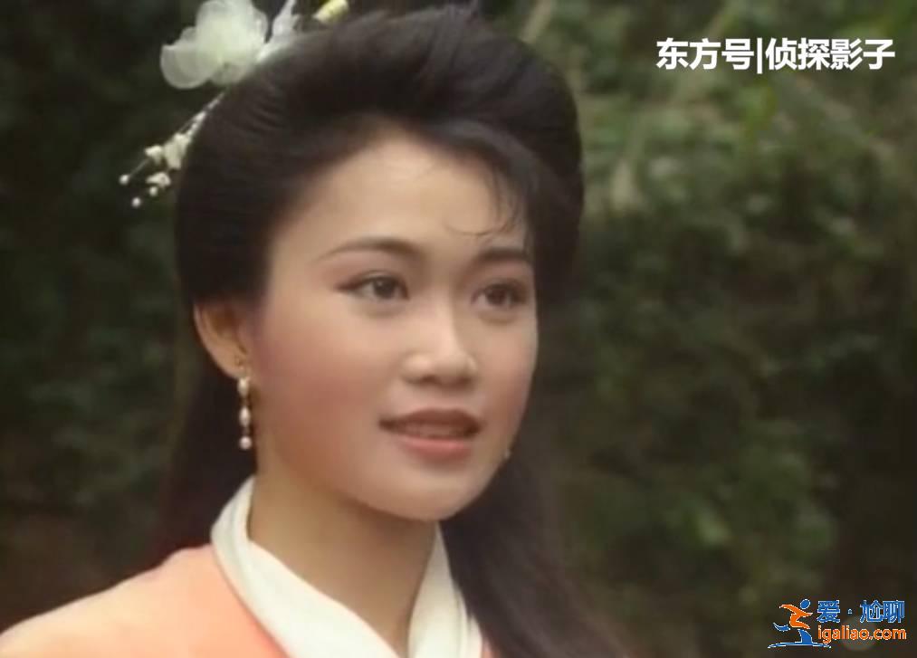 粉裙蔡少芬、绿裙朱茵、黄裙梁小冰，戴同一款发饰美得各有千秋