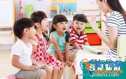 幼儿教师如何给幼儿园学生讲故事？？