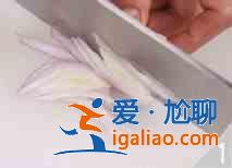 金针菇炒鸡丝怎么做？？