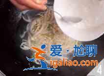 金针菇炒鸡丝怎么做？？