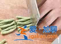 豆腐干炒豇豆怎么做？？