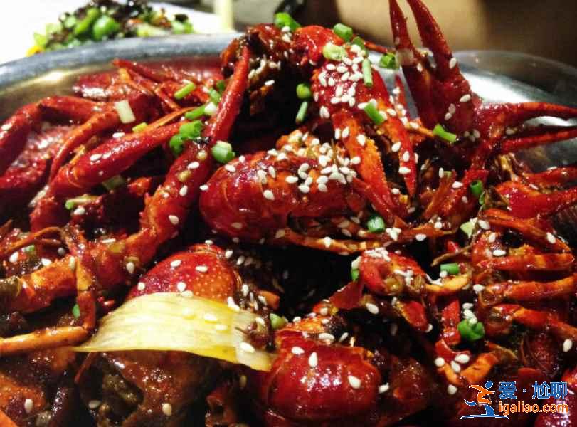 武汉好吃的小吃店，武汉有哪些热门的小吃店，武汉小吃店推荐？