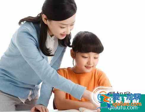 如何辅导小学一年级学生作业？