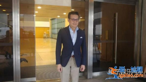 相差40岁的爷孙恋8个月就结束？还出轨200亿身家富豪？