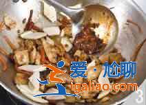 辣子肥肠怎么做？？