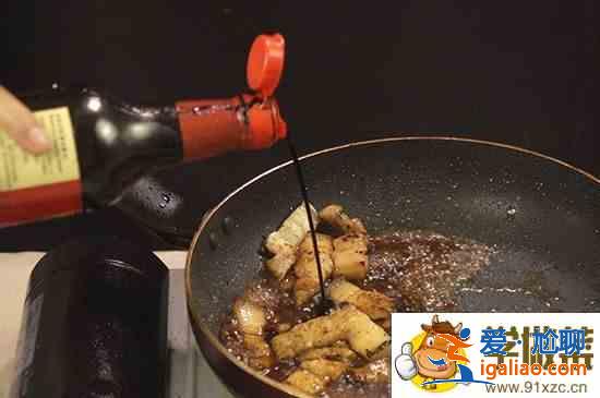 土豆红烧肉怎么做？