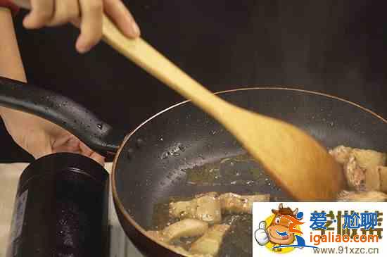 土豆红烧肉怎么做？
