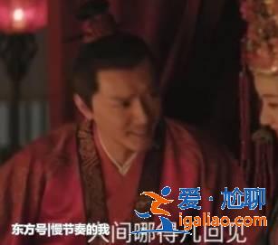 顾二叔家里有情人,明兰被蒙在鼓里,与情人见面后感叹容貌