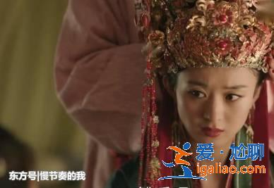 顾二叔家里有情人,明兰被蒙在鼓里,与情人见面后感叹容貌