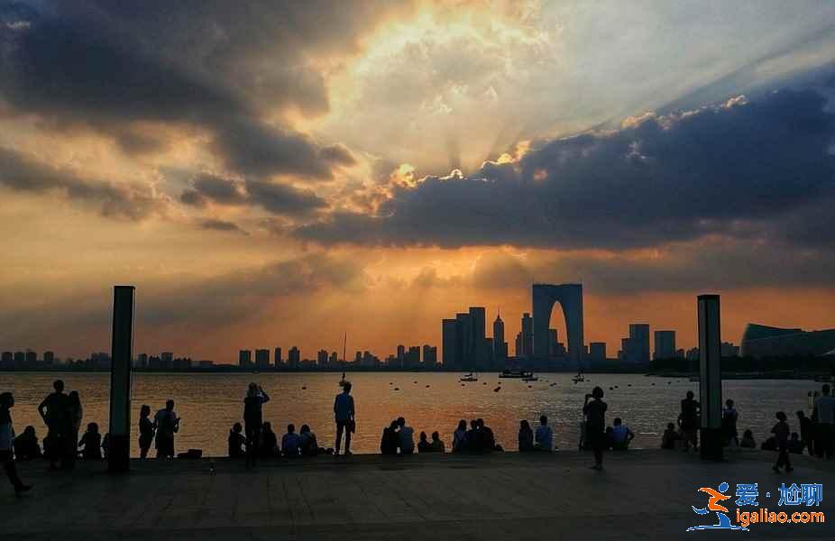 夜骑苏州金鸡湖攻略，夜骑苏州金鸡湖路线，苏州金鸡湖夜骑指南？