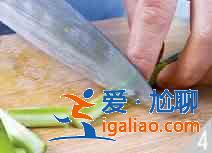 南瓜炒芦笋怎么做？？