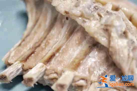 手抓羊肉窍门？