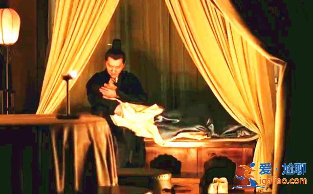 知否:小秦氏虐待明兰,被顾廷烨当场撞倒,二叔怒扇她:贱人 知否:小秦氏虐待明兰,被顾廷烨当场撞倒,二叔怒扇她:贱人