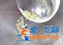 青椒炒猪心怎么做？？