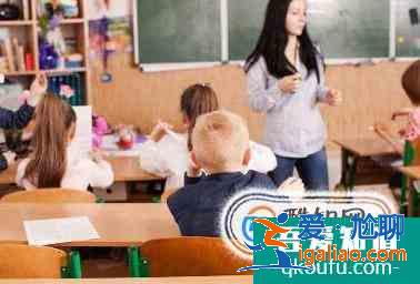 学生上课乱说话怎么办？？