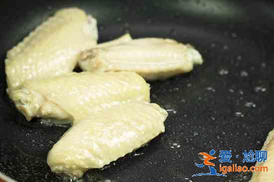 红烧鸡翅的家常做法? 红烧鸡翅的家常做法?