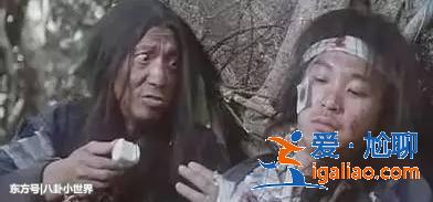家族显赫哥哥捧起李连杰，老爸捧红成龙，他自己两度传功给周星驰
