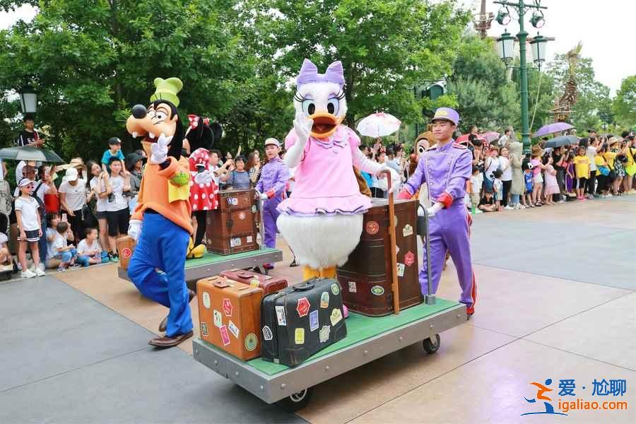 上海迪士尼度假区2天行程安排，去上海迪士尼2天怎么玩？