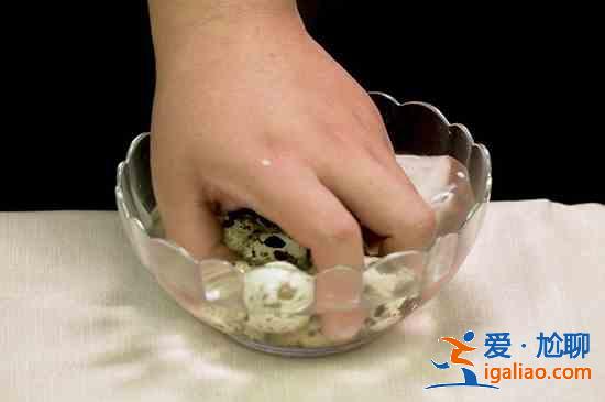 鹌鹑蛋煮多久？
