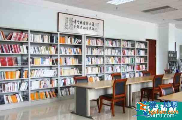2022内蒙古图书馆开放时间是什么时候？