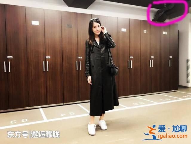 林志颖老婆晒照，明星家的衣柜就是阔气，仔细看能看出不少的猫腻